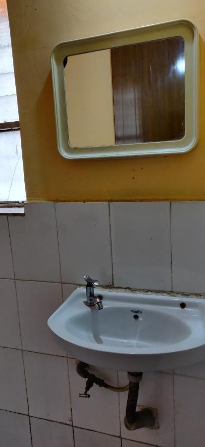 Hotel Rajesh Kolhapur Bagian luar foto