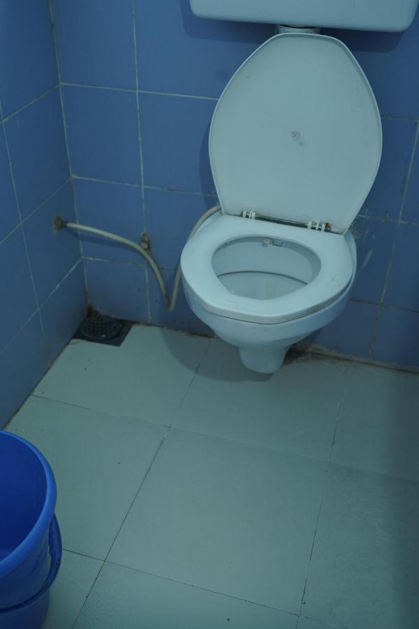 Hotel Rajesh Kolhapur Bagian luar foto